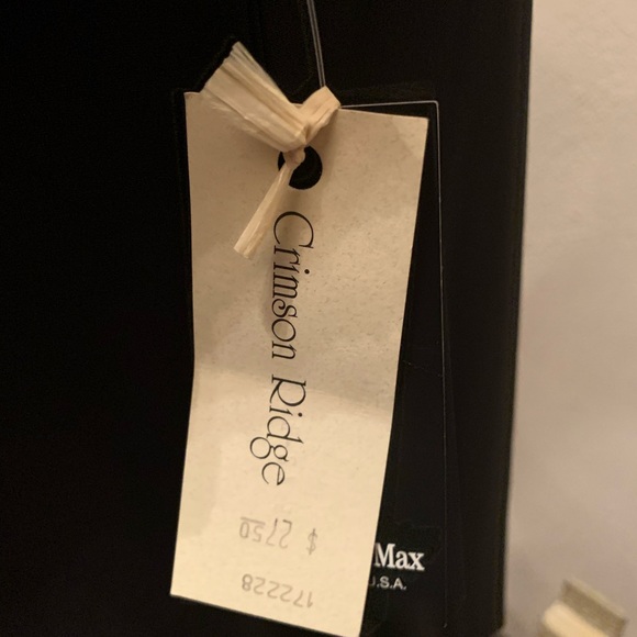 Sleeveless black and cream asymmetrical tank - Picture 4 of 6